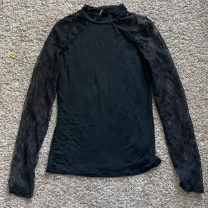 Fitted long sleeve top